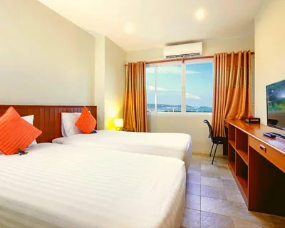 Camera Standard matrimoniale o doppia con letti singoli — The View Rawada Phuket